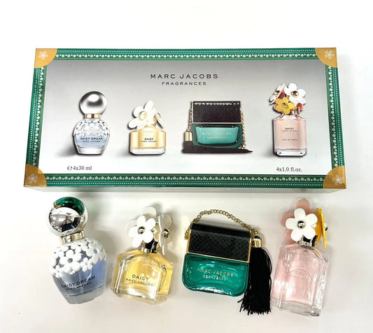 Set Marc Jacobs Fragrances 4pz x 30ml Dama