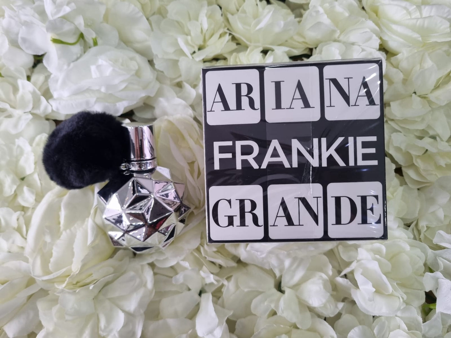 Lote 12 Perfumes Ariana Grande Importados Mixtos